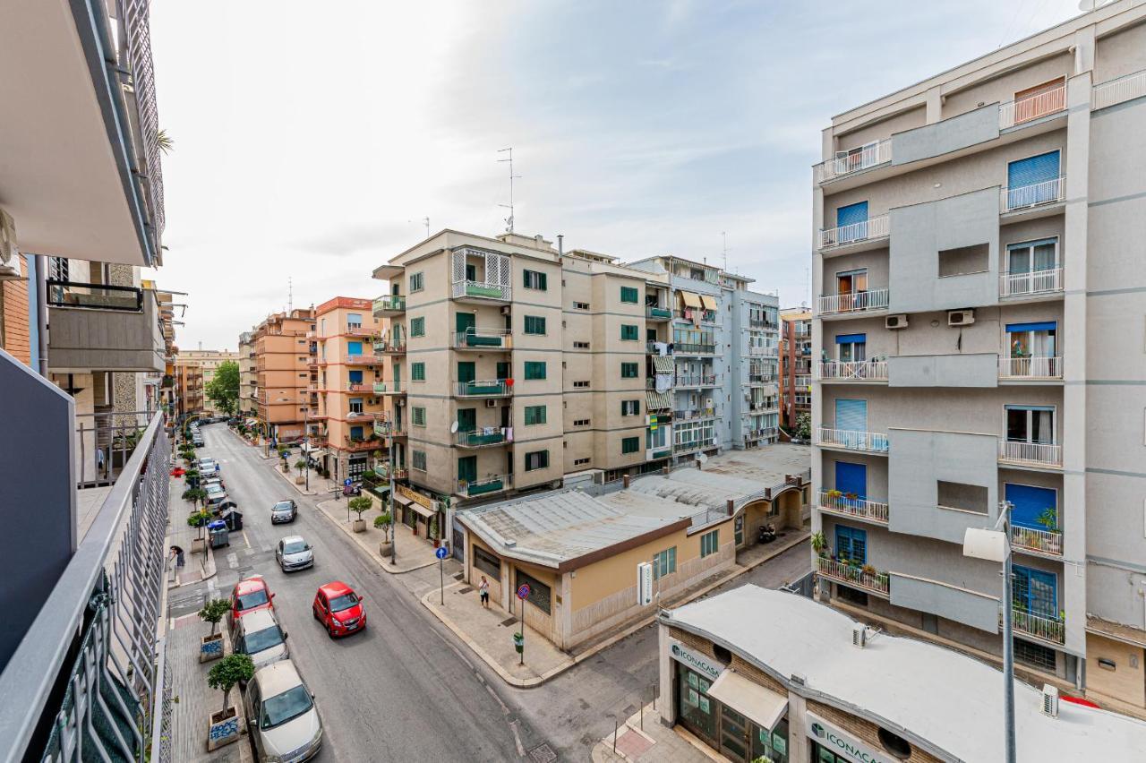 Astare -short Lets In Carrassi- Bari